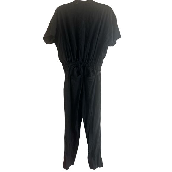 ✨Lululemon Black Perfectly Poised Sz 2 Jumpsuit✨ - Picture 7 of 9